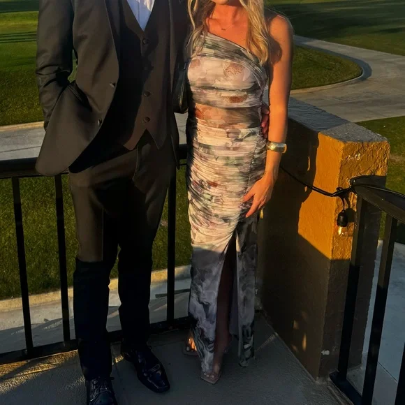 Abercrombie & Fitch One-Shoulder Maxi Dress - Multicolor - Picture 8 of 8